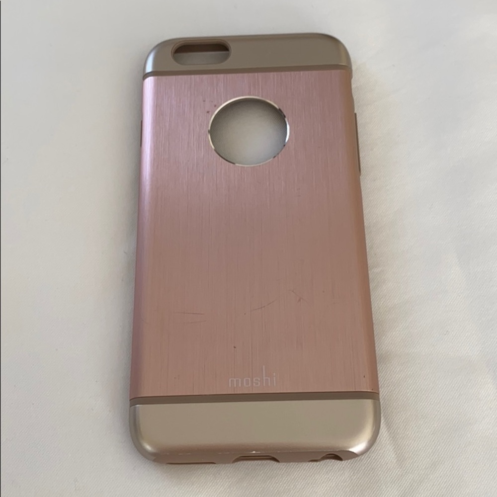 iPhone 7/8 gold phone cases (bundle) - Picture 4 of 6